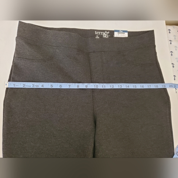 Stretchable Skinny Jeggings size 0x (14w) - Picture 5 of 11